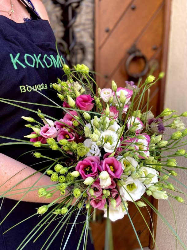 bouquet fleurs brassée de lisianthus