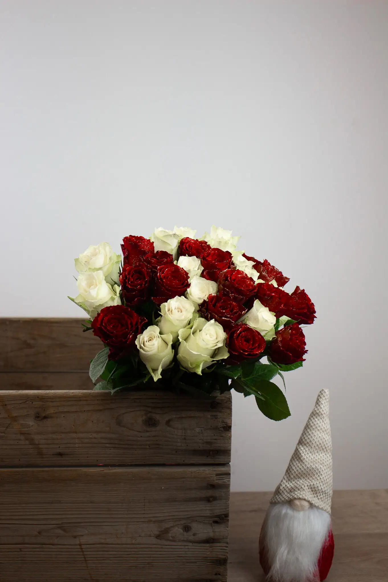 Bouquet Love me pailleté et sa peluche de Noël – Image 3