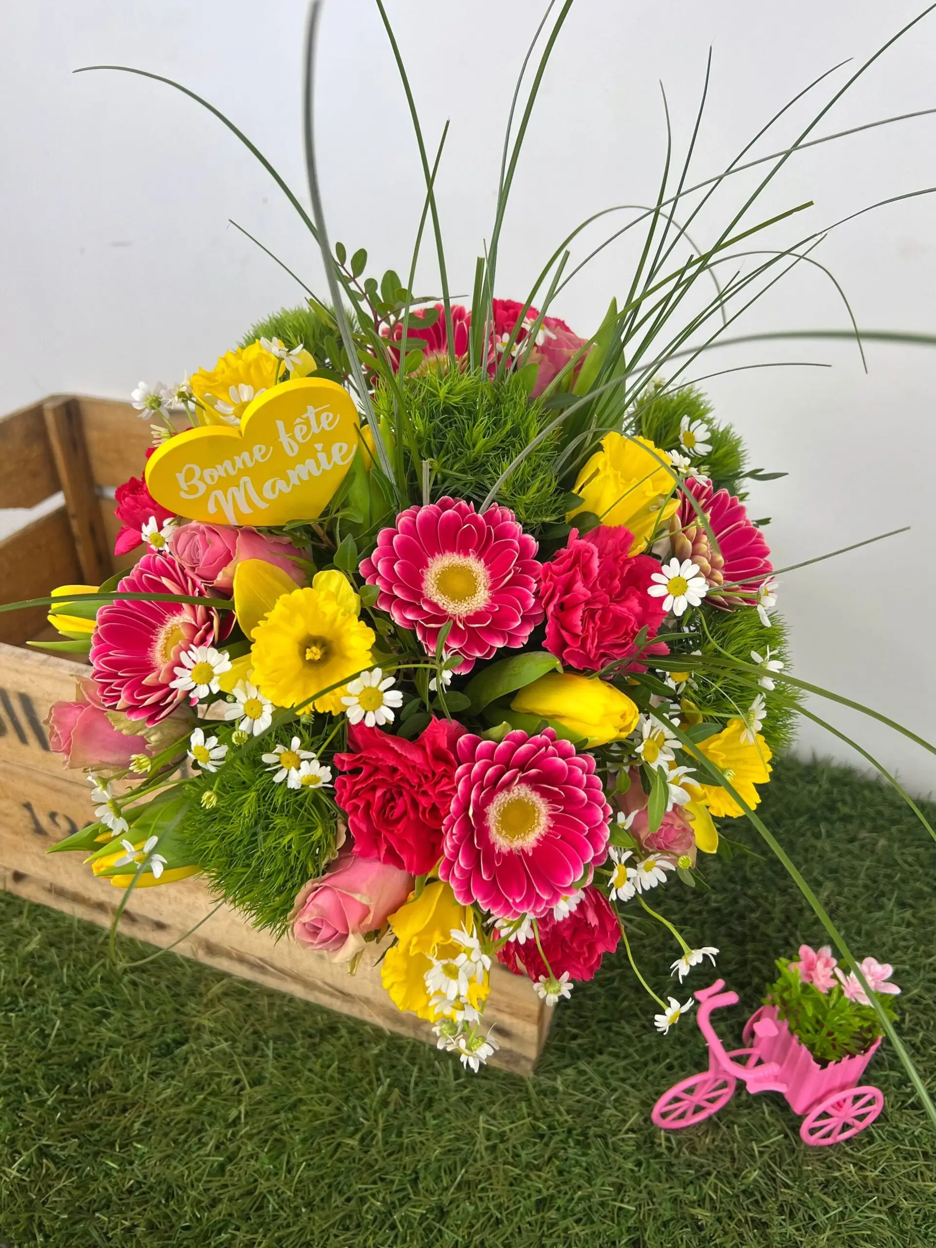 Bouquet éclat de tendresse spécial fête des grands-mères