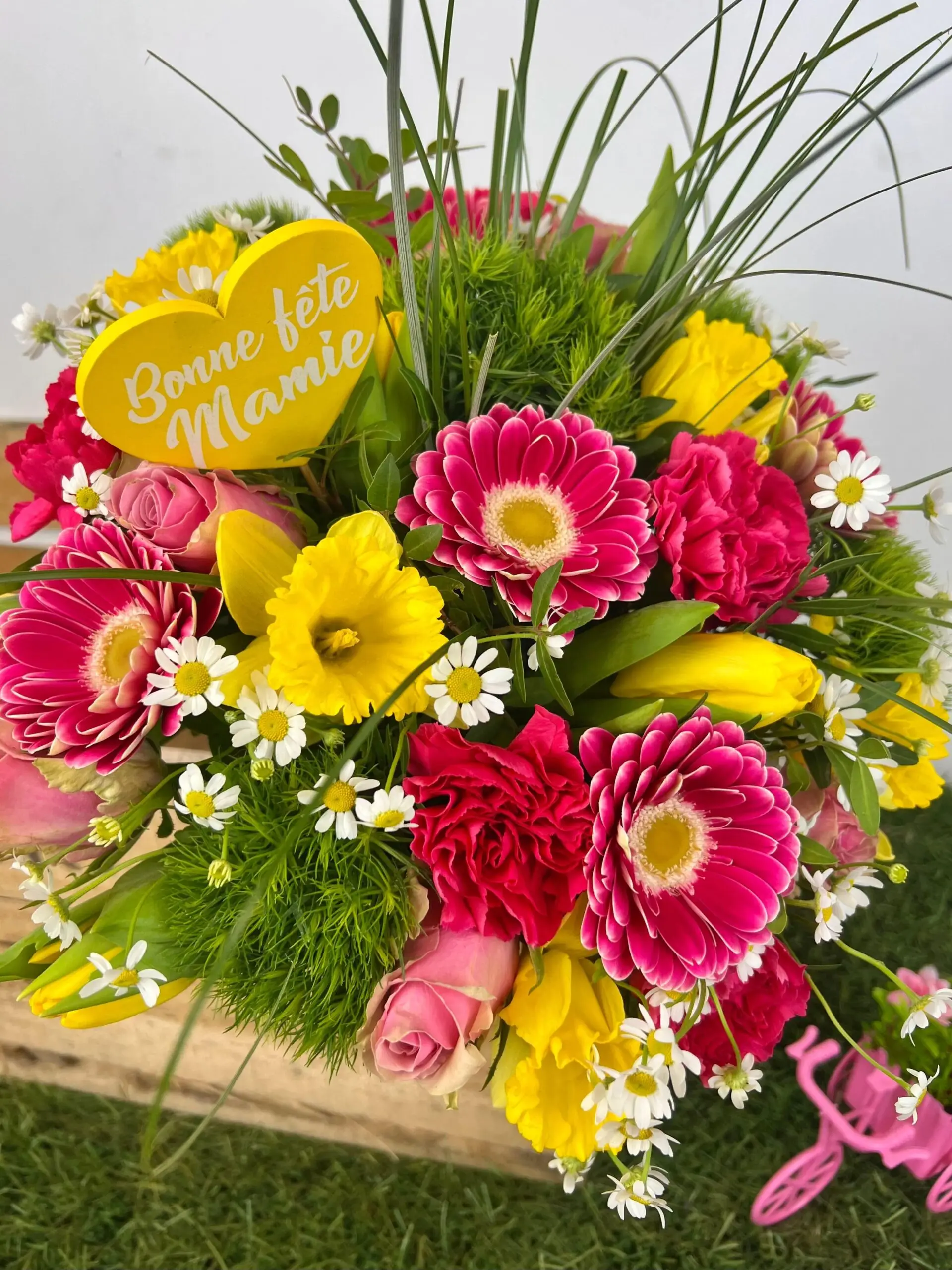 Bouquet éclat de tendresse spécial fête des grands-mères