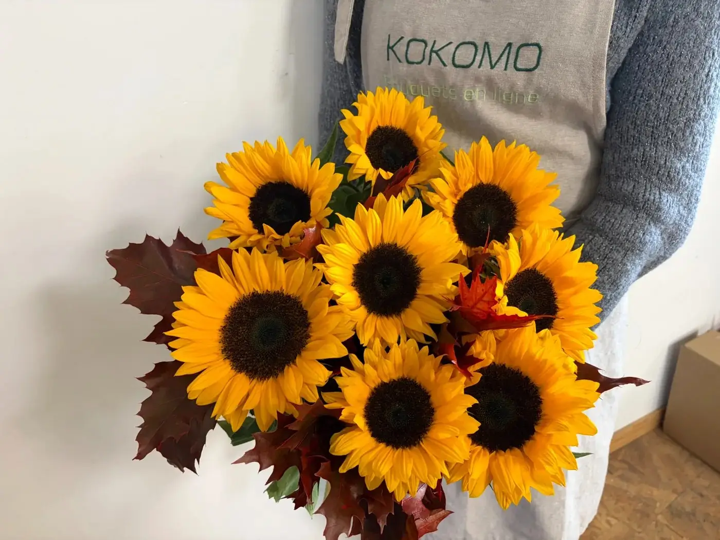 Bouquet de tournesols jaunes en arrangement floral